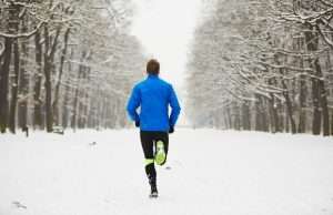 New Merino Running Line Laughs in the Face of Winter  Running outfit men,  Half marathon training plan, Winter running